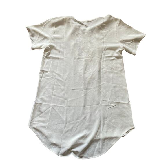 Simple Fun Womens/Teen White Tunic Flowy Crochet around Collar Size Medium - Picture 2 of 6